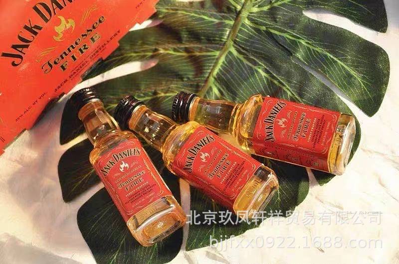 洋酒 杰克丹尼田纳西州威士忌JACK DANIEL's 50ml