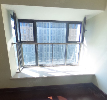 山大路 文化东路 文东燕山 恒大帝景新小区，楼层佳采光好