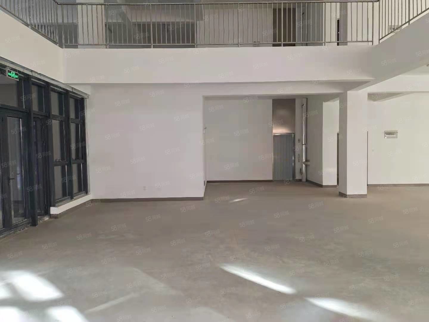 收租率极高，高端大气，可作为商铺使用,济南历城唐冶绿地城商墅写字楼出售